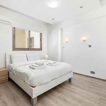 Downtown 2 Bedroom Flat Апартаменты