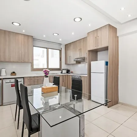 Apartament Downtown 2 Bedroom Flat Larnaca